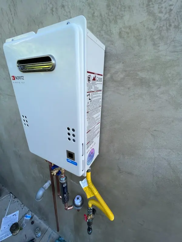 Tankless water heater installation for Northwood Harbor homes